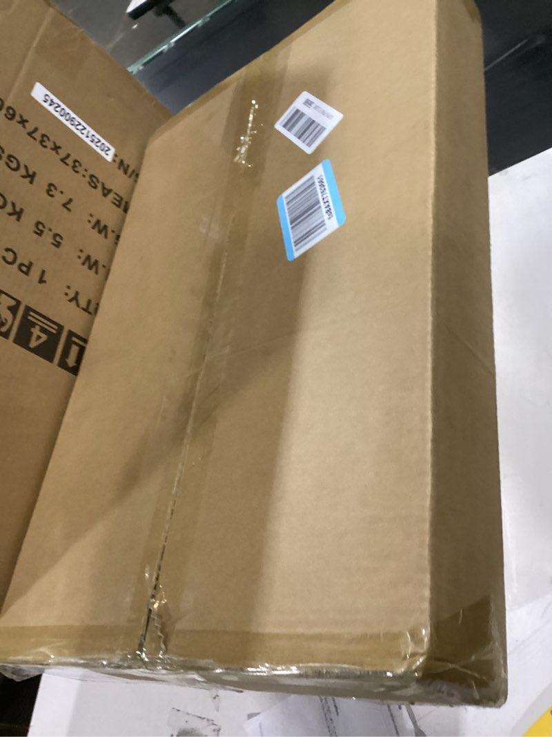 Condition photo showing Good Condition for marble cutting board