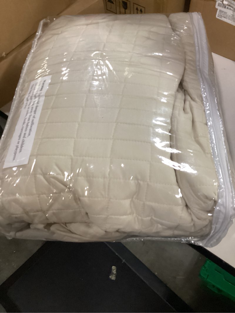 Condition photo showing As Is for comfort spaces daybed cover - luxe double sided-quilting, all season cozy bedding with bedskirt, matching shams, kienna ivory 75"x39" 5 piece ivory daybed (75"x39")
