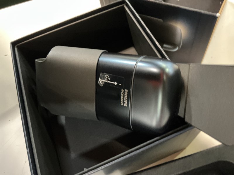 Condition photo showing Good Condition for philips norelco shaver 700 series - compact electric shaver, lift & cut system, dual steelprecision blades, 4d flex heads, wet & dry shave, travel case, model s794/94