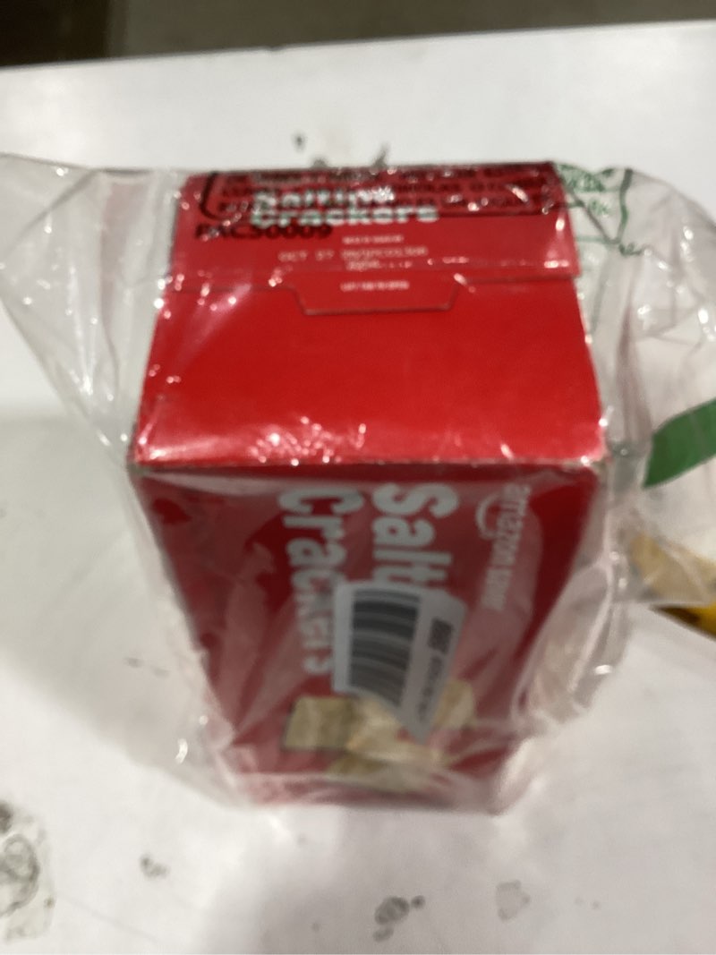 Condition photo showing New/Like New for amazon saver, saltine crackers, 16 oz 1 count (pack of 1)