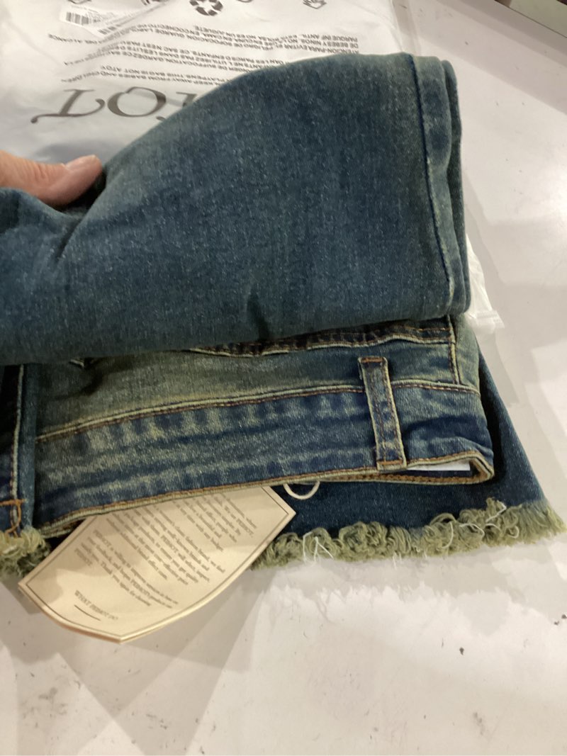 Condition photo showing Good Condition for peihot vintage bell bottoms flare jeans for women 90s high waist ripped distressed wide leg high rise denim pants