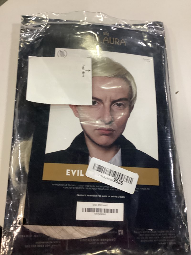 Condition photo showing Good Condition for ALLAURA Compatible with Fred Wig – Short Blonde Wig for Men – Ideal for Karate Kai, Cobra Cosplay, Jeffrey Dahmer, Draco Malfoy, Anime, Halloween, Fred Costume, 80s Look, TV & Movie Character Outfits Keen Wig/Fred Scooby/DracoMalfoy/Jeffrey Dahmer