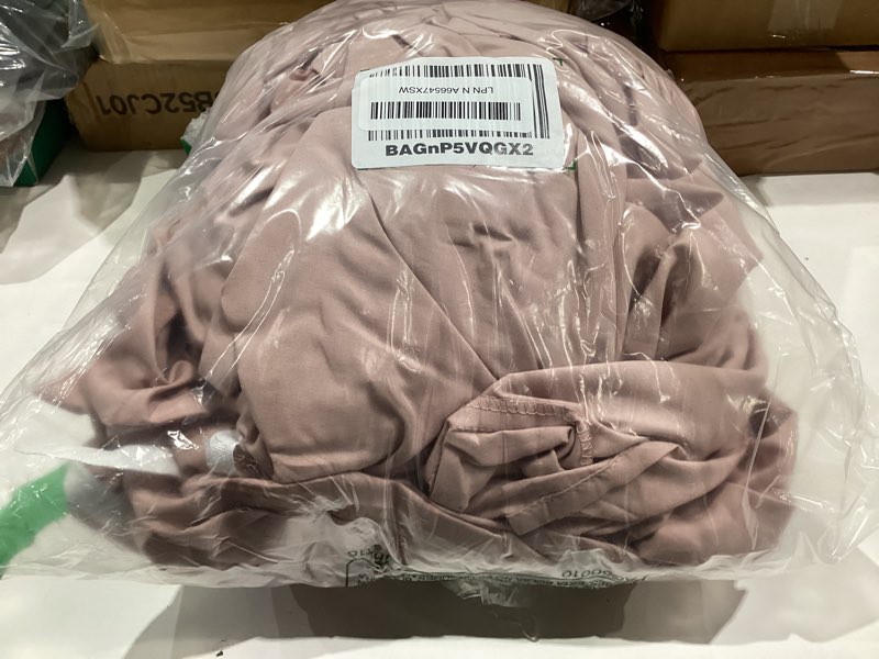 Condition photo showing Good Condition for Bedsure Duvet Cover Queen Size - Soft Double Brushed Bedding Set for Kids & Adults, Zipper Closure, 3 Pieces, Includes 1 Duvet Cover (90"x90") & 2 Pillow Shams, NO Comforter, Dusty Rose Queen (90" x 90") 07 - Dusty Rose (3-piece No Comforter)