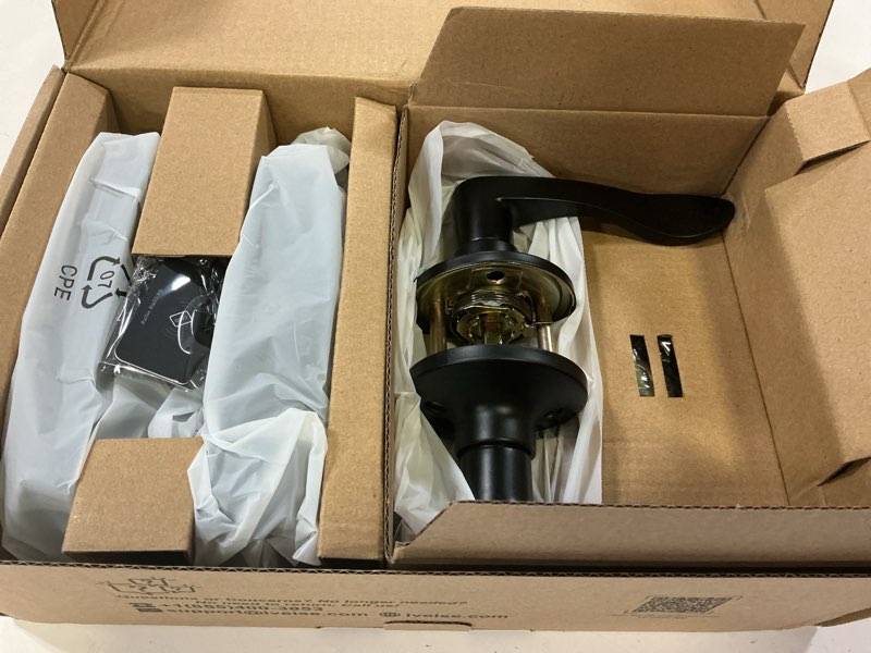 Condition photo showing New/Like New for veise ve017-l fingerprint smart lock with lever handles, app control, keyless entry front door lock set, electronic digital keypad deadbolt, remote grant, emergency power port, auto lock, matte black