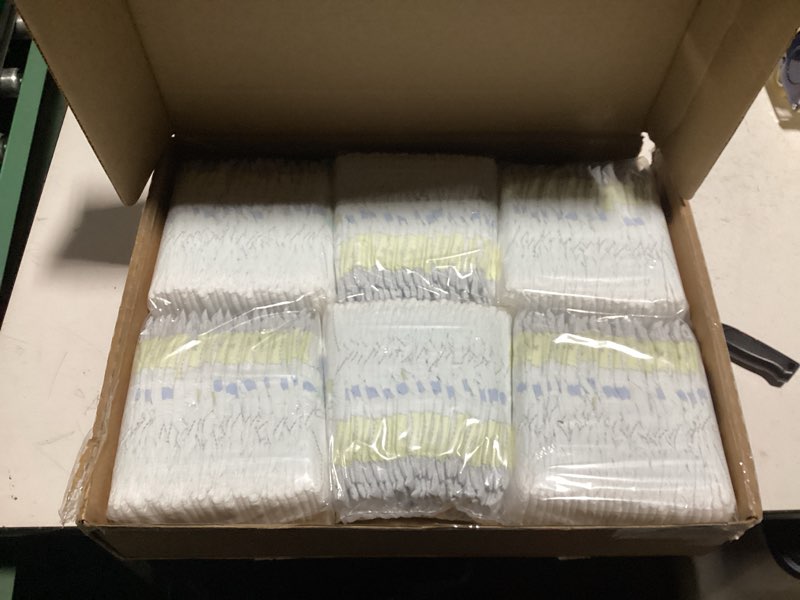 Condition photo showing Good Condition for Pampers Swaddlers Diapers, Size 4 (15-34 lbs), 150 Count, Absorbent, Keeps Baby Dry and Comfortable, Skin Safe Disposable Baby Diaper (Packaging May Vary) Size 4 150