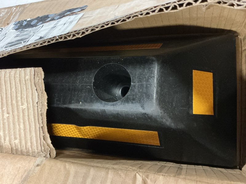 Condition photo showing Good Condition for pyle curb garage vehicle floor stopper for parking safety 1pc heavy duty rubber parking lot driveway stopper, for car vans trucks tire wheel guide block protect bumper- pyle pcrstp11 single pack