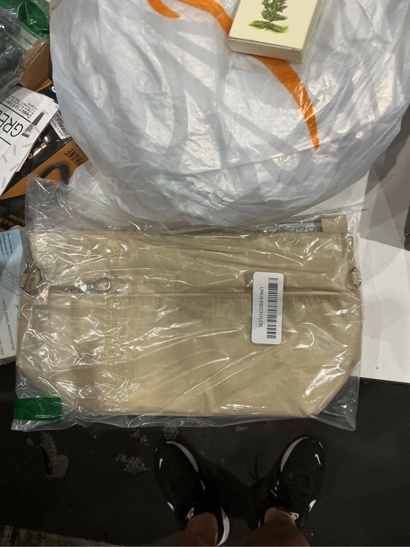Condition photo showing As Is for vercord handbag purse tote pocketbook organizer insert zipper closure 11 pockets 3 sizes many colors small milky beige