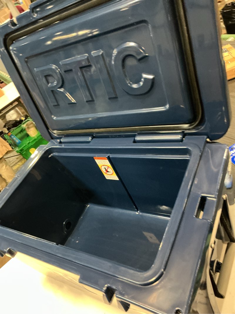 Condition photo showing Good Condition for rtic outdoors ultra-tough navy 45-quart insulated chest cooler