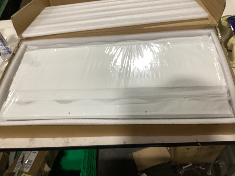 Condition photo showing New/Like New for Kids Bookshelf Wooden Montessori Book Shelf Dutch Design 3Tier Scalloped,SnowfallWhite Snowfallwhite Width31¼", Height33½", Depth8?"