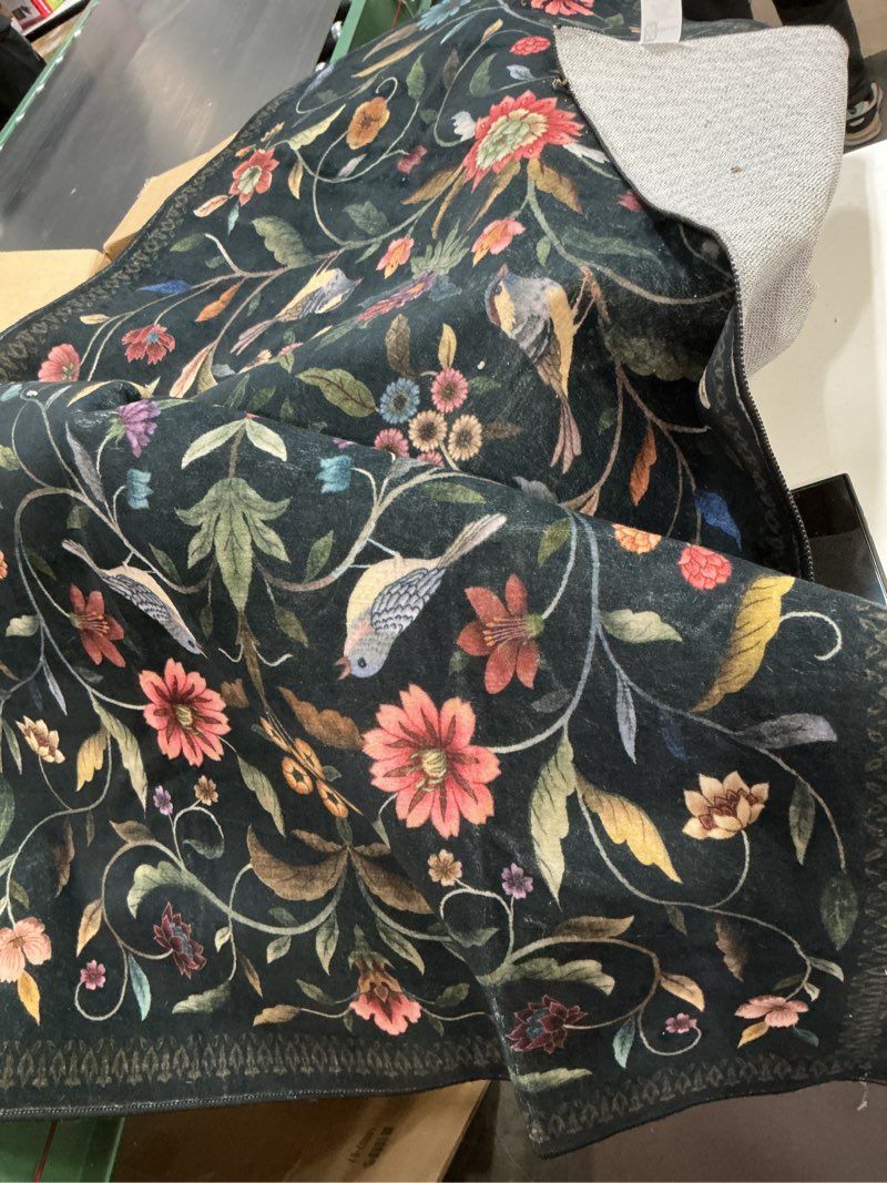Condition photo showing Good Condition for Vintage Medallion Floral 3x5 Washable Rug, Soft Low Pile Area Rug, Non-Slip Carpet for Bedside, Bedroom, Bathroom, Entryway, Kitchen, Office, Kids/Girls Room | Black Black 3' x 5' (Rectangular)