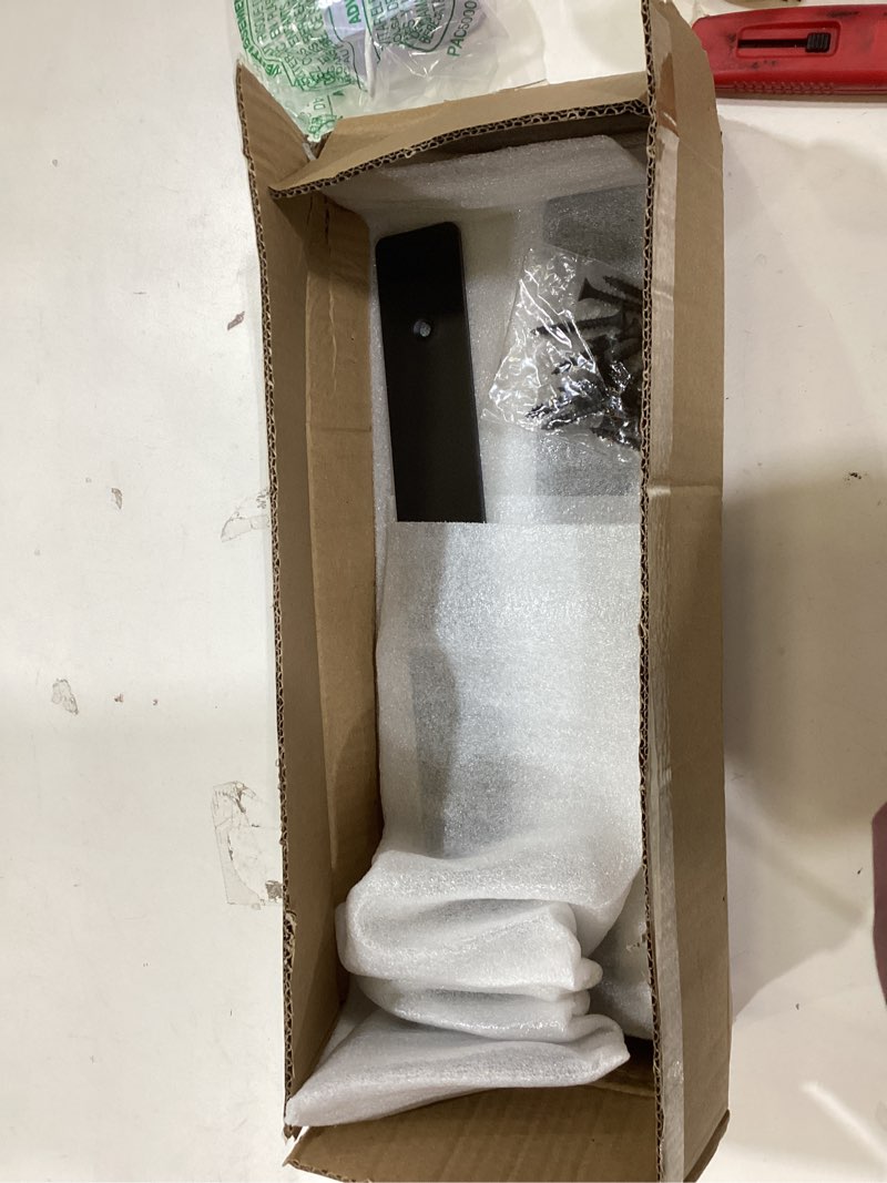 Condition photo showing Good Condition for 4 Pack Floating Shelf Brackets,14 inch Heavy Duty Industrial Shelf Bracket, Black Metal L Brackets for Shelves Support DIY(1/5 Inch Thicked) 14 Inch 4