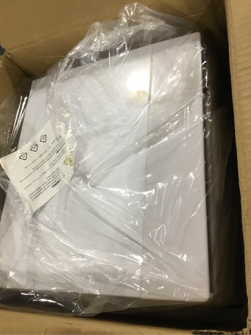 https://lotting-media.assets.bidfta.com/lotting_18107cd8-6319-4715-a0e2-fe574e65f6fb