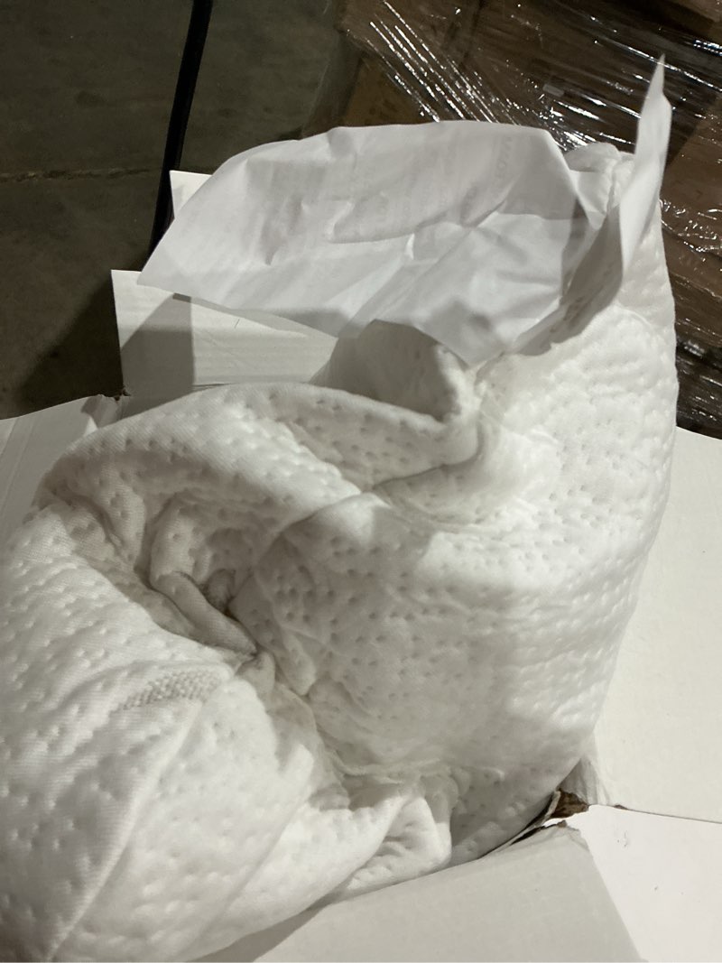 Condition photo showing Good Condition for serenity pillow
