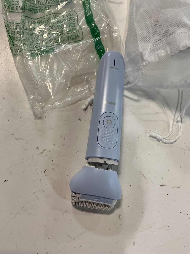 Condition photo showing As Is for philips epilator series 8000 - cordless wet and dry electric epilator, hair removal for legs and body, with proguide, 3 accessories, 60 min. runtime, model bre708/00 light blue series 8000 + 3 accessories