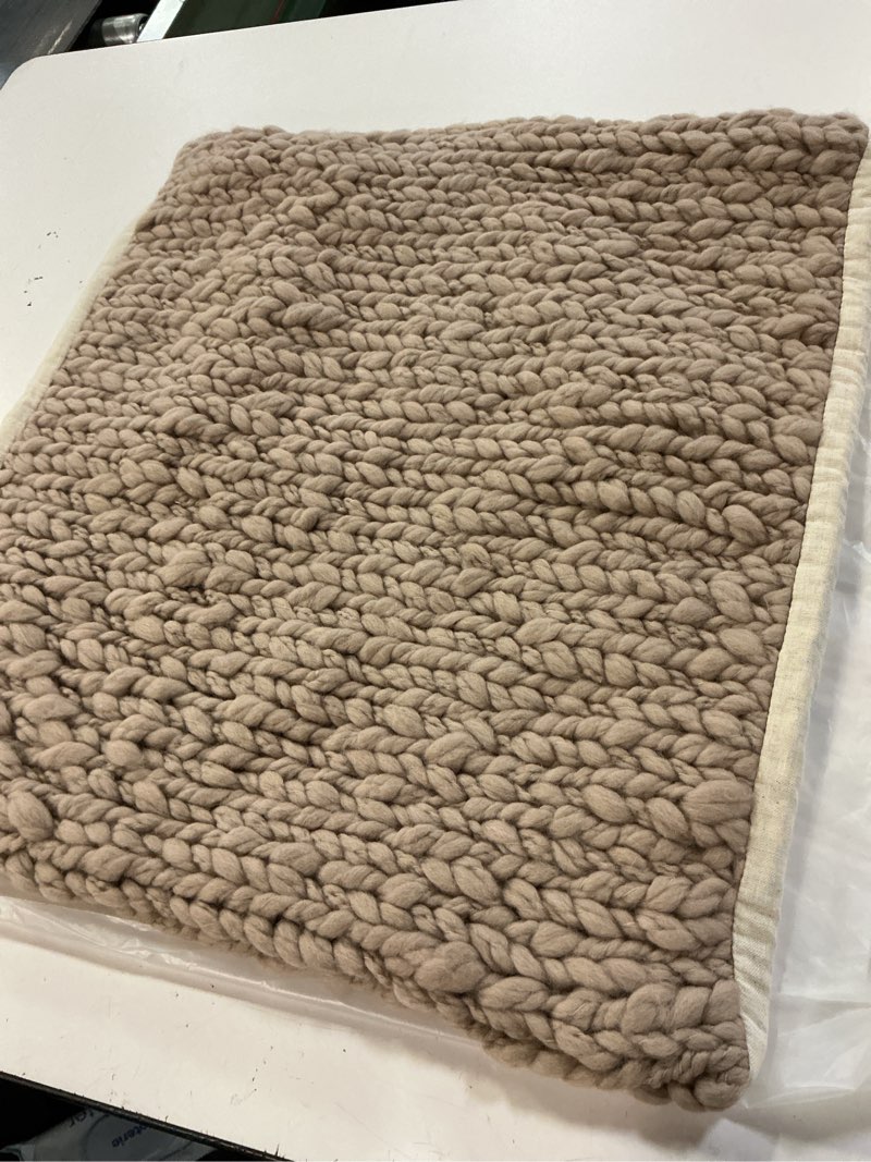 Condition photo showing Good Condition for quince chunky hand knit wool pillow cover neutral 20”x20” 