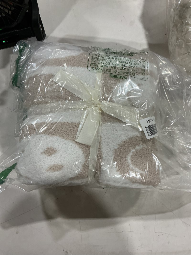 Condition photo showing Good Condition for ultra soft cozy happy smiling face checkered knitted throw blanket fluffy microfiber checkerboard bed blanket lightweight both sides blanket for couch sofa bed (smile cream, throw 50“x60”) smile cream throw 50“x60”