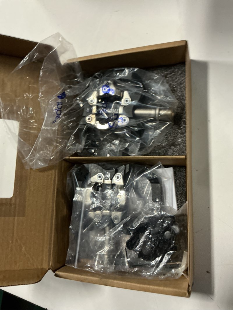 Condition photo showing Good Condition for thinvik clipless pedals for spd, dual sided combo bike pedals for shimano spd system & flat platform, sealed bearings bicycle pedals with spd cleats set black