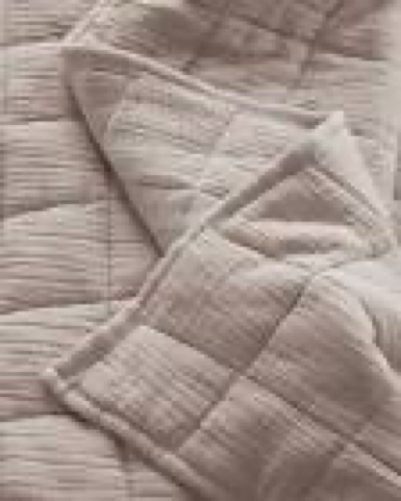 quince airy gauze box quilt queen / fig grey 