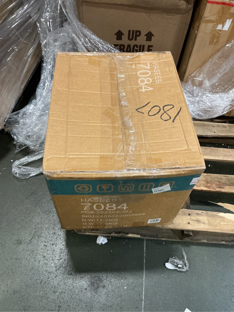 https://lotting-media.assets.bidfta.com/lotting_1844fd7e-1985-4606-970f-53842c4adc6d