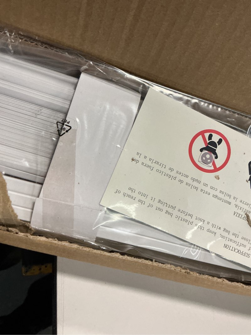 Condition photo showing Good Condition for 100% Privacy L-Shaped Blades Mini Blinds for Indoor Windows 1" Vinyl Cordless Window Blinds for Home, 25" W × 48" H - White White 25" W × 48" H