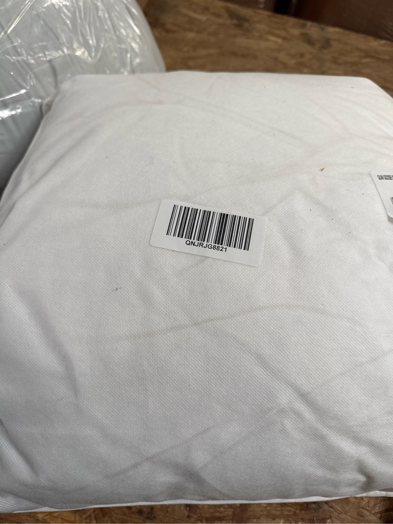 Condition photo showing Good Condition for all-season luxe goose down comforter, full/queen, white