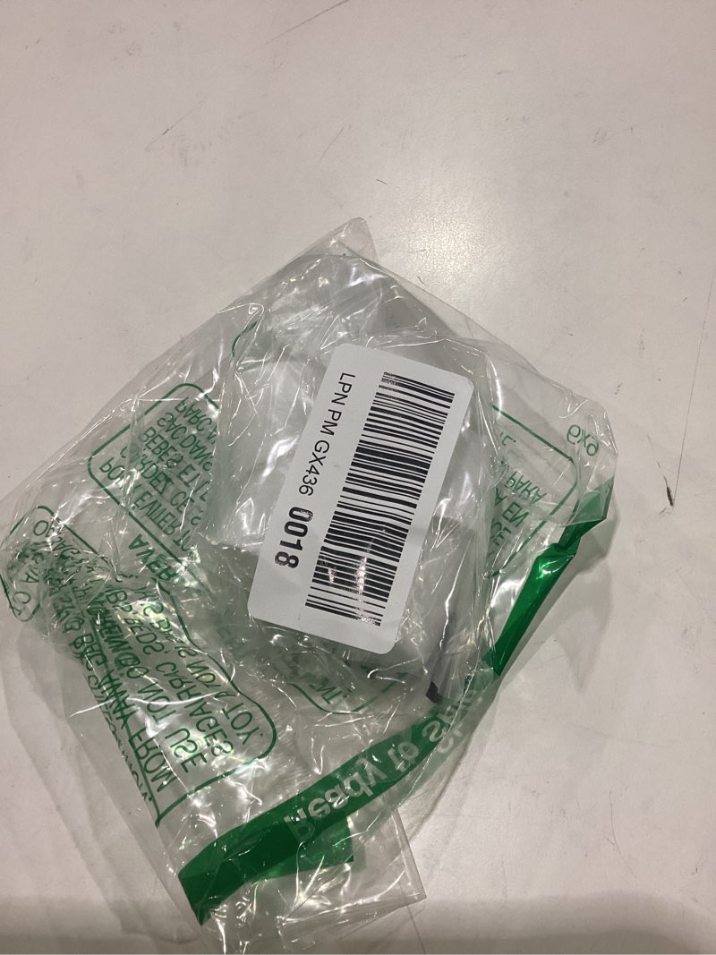 Condition photo showing Good Condition for meccanixity 6pcs white disc top caps replacement 28/410 plastic press disk caps 1.3x1.2x1.1 inch dispensing lids for squeeze bottles, refillable bottles, shampoo bottles 28/410 white