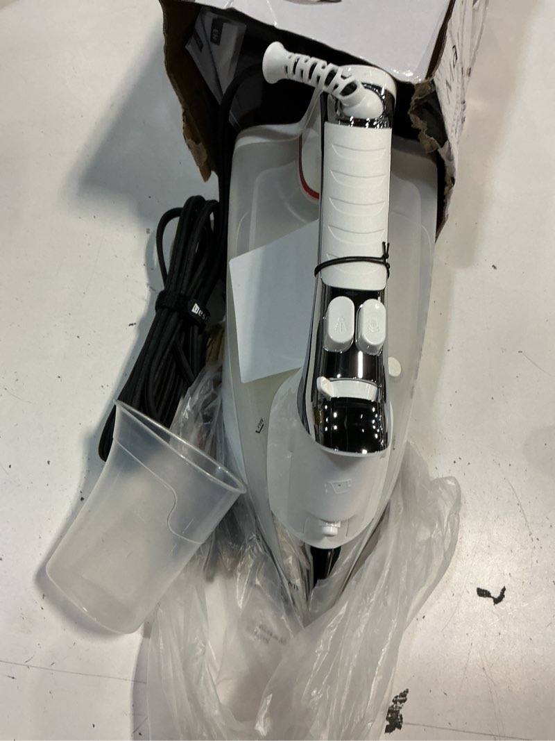 Condition photo showing Good Condition for martisan steam iron for clothes, 1800w, nano ceramic soleplate, dynamic steam burst, precise thermostat for all fabrics, auto-off, fast heating, self-clean, 4-in-1 iron, anti-drip, anti-calc white