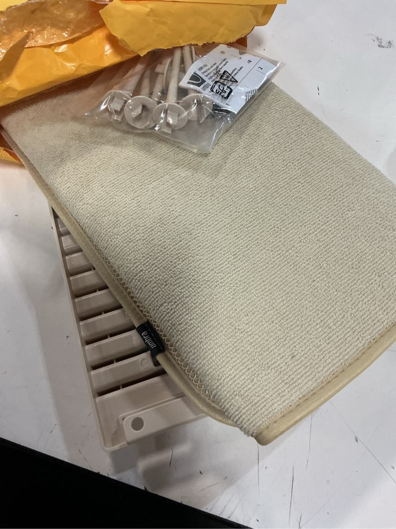 Condition photo showing Good Condition for umbra udry dish rack with movable pegs and microfiber drying mat – space-saving design folds up for easy storage, basic rack, linen rack with pegs linen