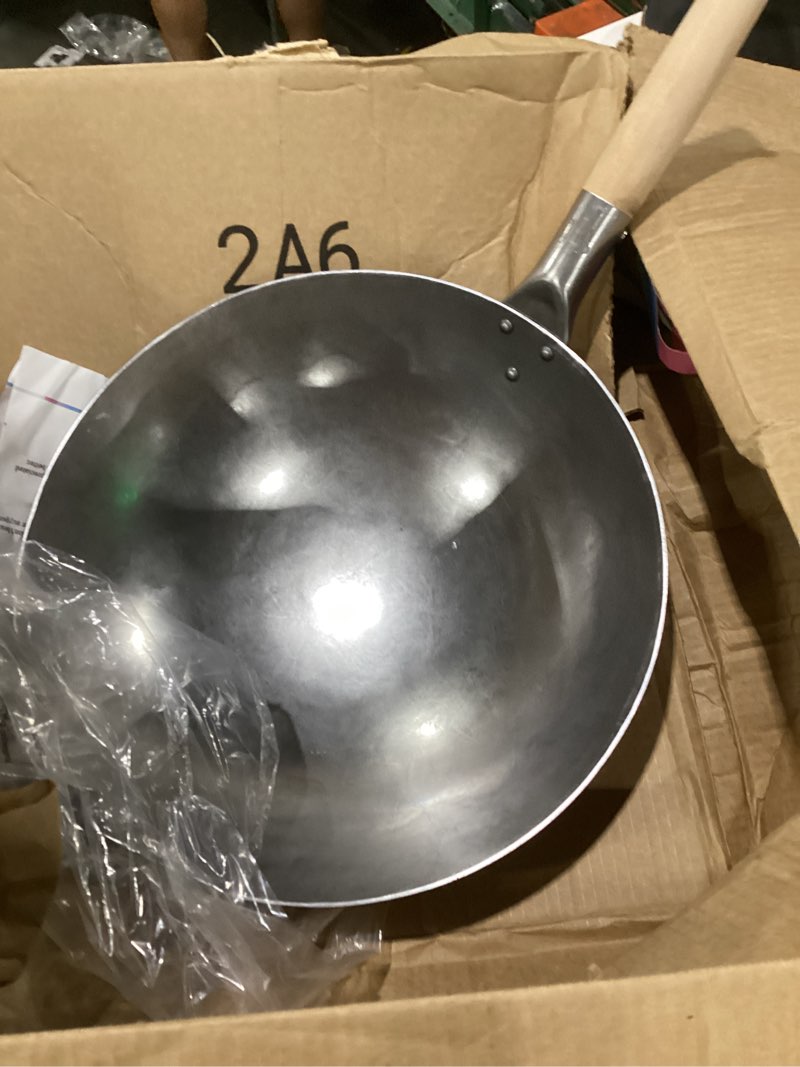 Condition photo showing As Is for craft wok traditional hand hammered carbon steel pow wok with wooden and steel helper handle (14 inch  round bottom) / 731w88
