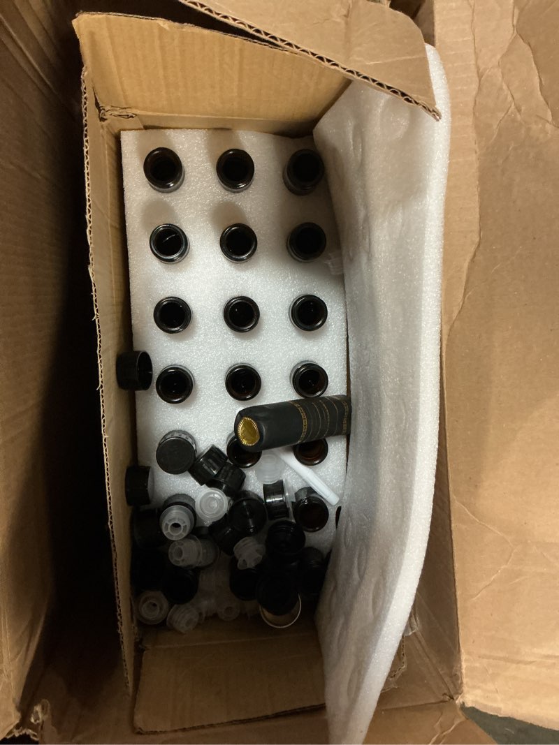 Condition photo showing As Is for wertioo hot sauce bottles,21 pack 8.5 oz bottle with leak proof screw caps, glass square with caps shrink capsules for oil, vinegar,syrup, oil dispensing bottles brown 21pcs 8.5oz