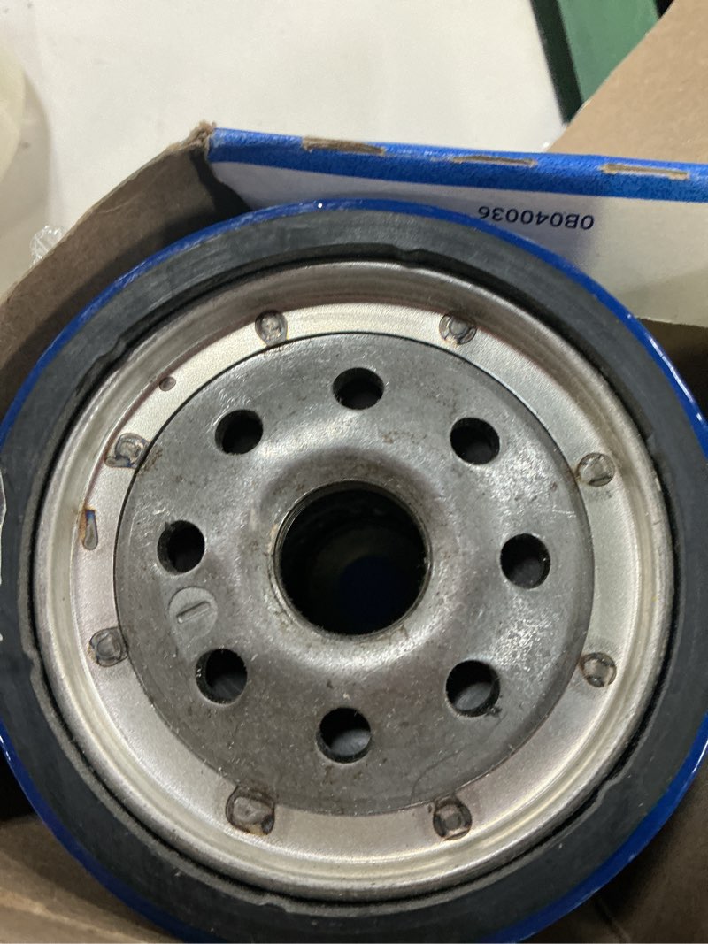 Condition photo showing Good Condition for acdelco pf2232 professional engine oil filter