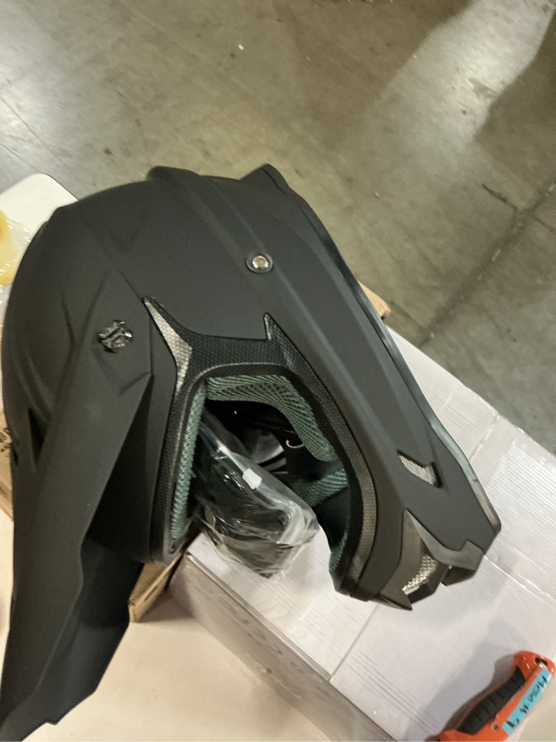 Condition photo showing Good Condition for Adult ATV Dirt Bike Helmet with Goggles Gloves & Mask Quick Release Buckle Adjustable Sun Visor Motorcycle Adult Helmet Off-Road Motocross Downhill Moped MX for Unisex-Adult Matte Black Medium