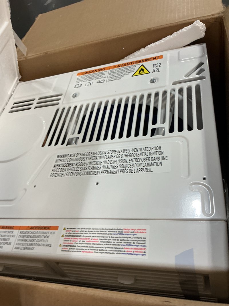 Condition photo showing Good Condition for electactic window air conditioner 6,000 btu, window type ac unit with cooling, dry mode, 4 fan speeds, 24-h timer, sleep mode, cooling for 250sq.ft bedroom, living room, office