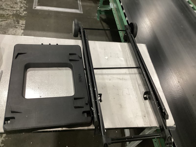 https://lotting-media.assets.bidfta.com/lotting_187c77dc-30bb-48ab-8409-125f7746c252