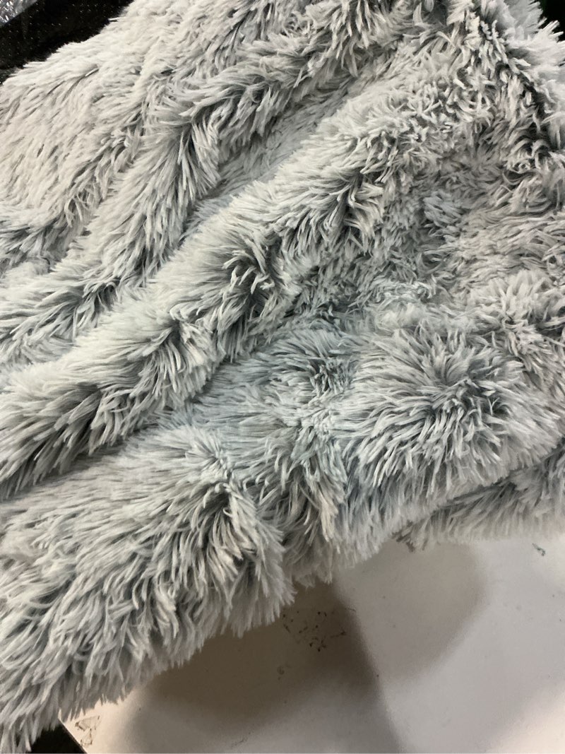 Condition photo showing As Is for Vonabem Large Dog Bed Crate Pad 36 inch, Washable Pet Beds Medium Small Sized Dogs, Deluxe Plush Anti-Slip Puppy Mats for Sleeping, Soft Kennel Pads 35 * 23 inch Grey 35.0\"L x 23.0\"W x 2.0\"Th Grey(similar)