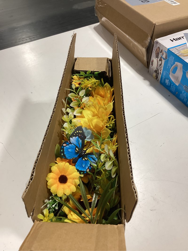 Condition photo showing Good Condition for dlerom summer sunflower table centerpieces rustic artificial floral arrangements wooden crate, rectangular wooden planter with yellow sunflowers for tiered tray shelf table home farmhouse decor
