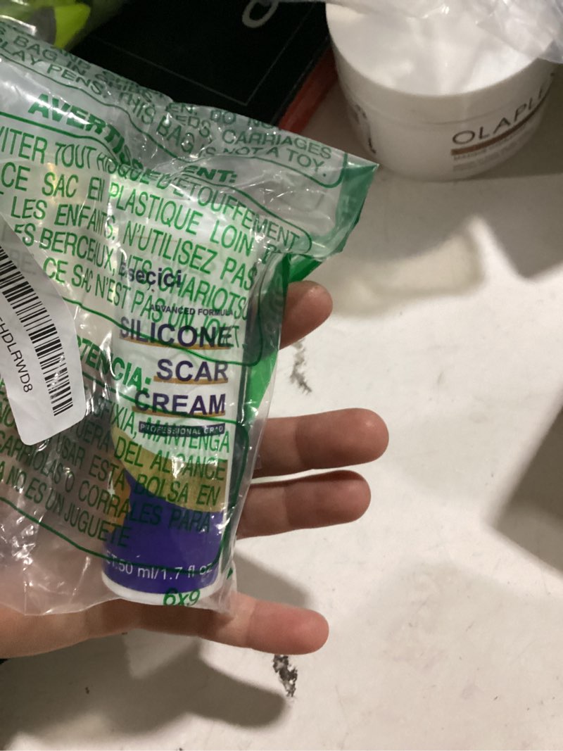 Condition photo showing New/Like New for cap broken   scar cream,silicone scar gel,advanced scar gel,scar removal cream for surgical scars,burn,acne,stretch mark,keloid bump,c section scars 1.7 oz(50g)