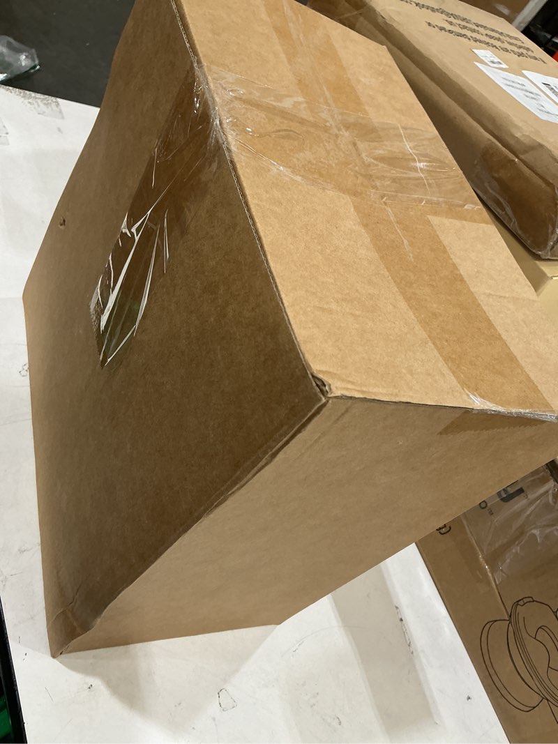 Condition photo showing New/Like New for innconee 6 pcs 12"l x 5.6"w x 2.4"h large floral foam blocks for fresh and artificial flower arrangement wet and dry green floral foam florist bricks for wedding, birthday, crafts and garden 12"l x 5.6"w x 2.4"h rectangle 6