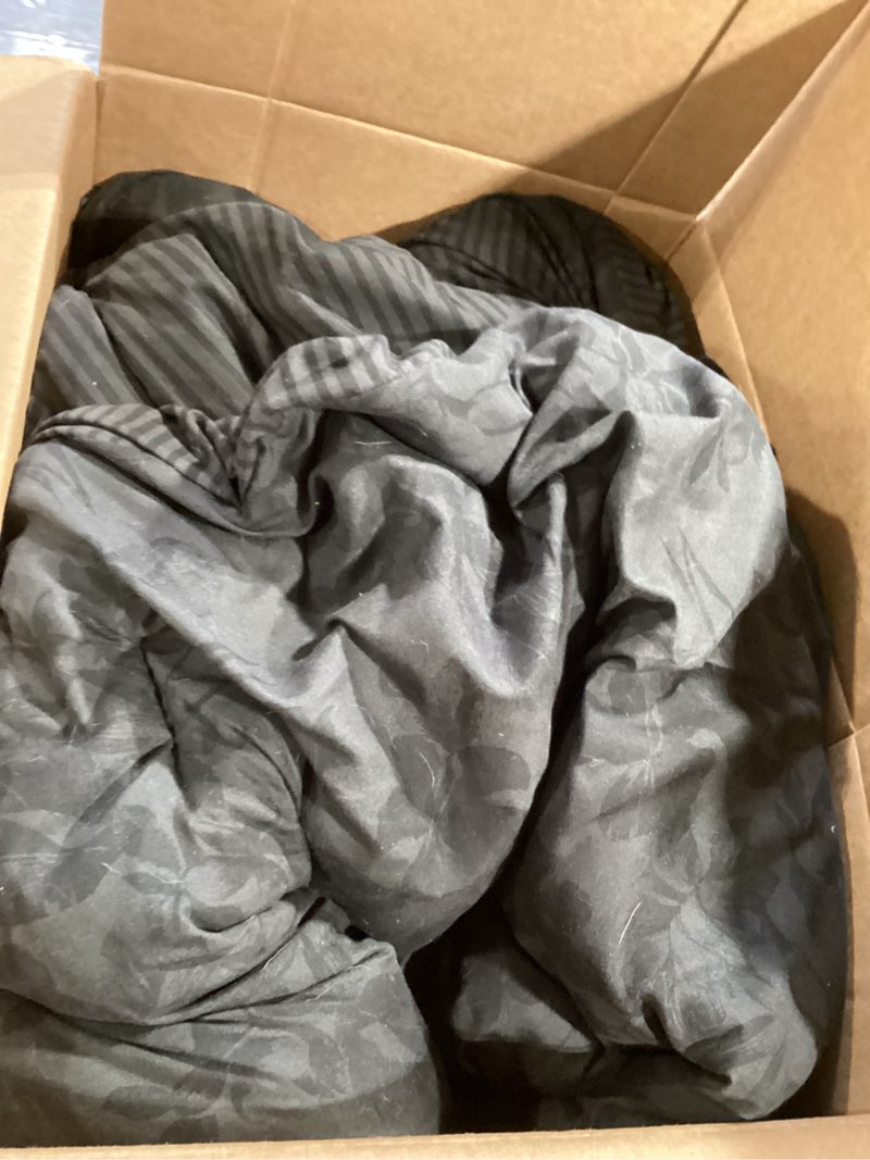 Condition photo showing Good Condition for love's cabin 6 layer 100% cotton muslin blanket, 50"x60" throw muslin blanket for couch bed, lightweight and breathable cotton gauze for adult, black throw(50"x60") black