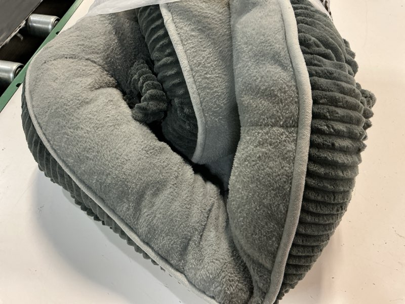 Condition photo showing Good Condition for bedsure orthopedic dog beds large sized dog - 360° oval bolster large dogs bed for senior dogs with waterproof washable cover, big comfort pet sofa couch with ultra-soft fleece, grey, 35" 35"lx25"wx7"th charcoal