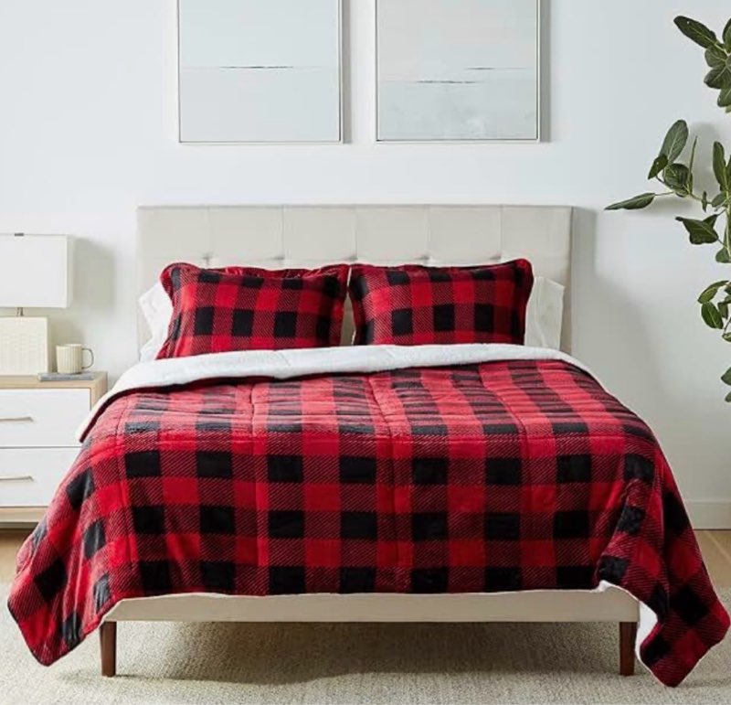 amazon basics 3-piece ultra-soft micromink sherpa bedding set, warm all season comforter, full/queen
