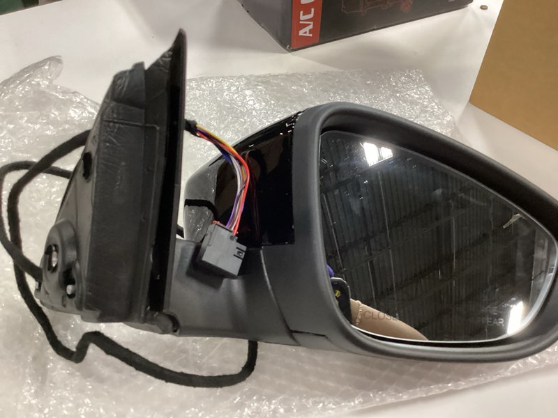 Condition photo showing Good Condition for Right Passenger Side Mirror Compatible With 2016 2017 2018 2019 2020 2021 2022 VW Passat With Power Folding Power Glass Heated Turn Signal Black Replace#561857508BB9B9(8Pins)