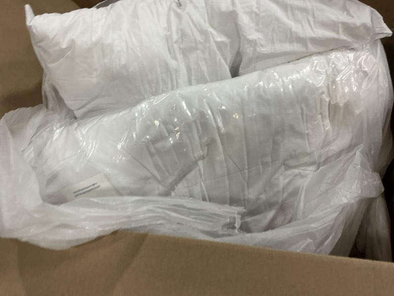 Condition photo showing Good Condition for nestl throw pillows for couch, 26x26 pillow inserts, soft throw pillow, lightweight 26x26 pillows, machine washable sofa pillows, white throw pillows, premium euro pillow insert set of 2 white 26"x26"