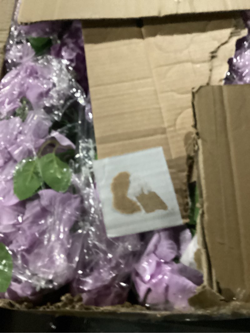 Condition photo showing Good Condition for NUPTIO Flower Balls for Centerpieces Wedding: 10 Pcs 14.2 inch Diameter Artificial Flower Ball Arrangement Bouquet Centerpiece for Tables - Light Purple Fake Rose Flowers for Wedding Decor 14.2" Diam - 10 PCS Light Purple