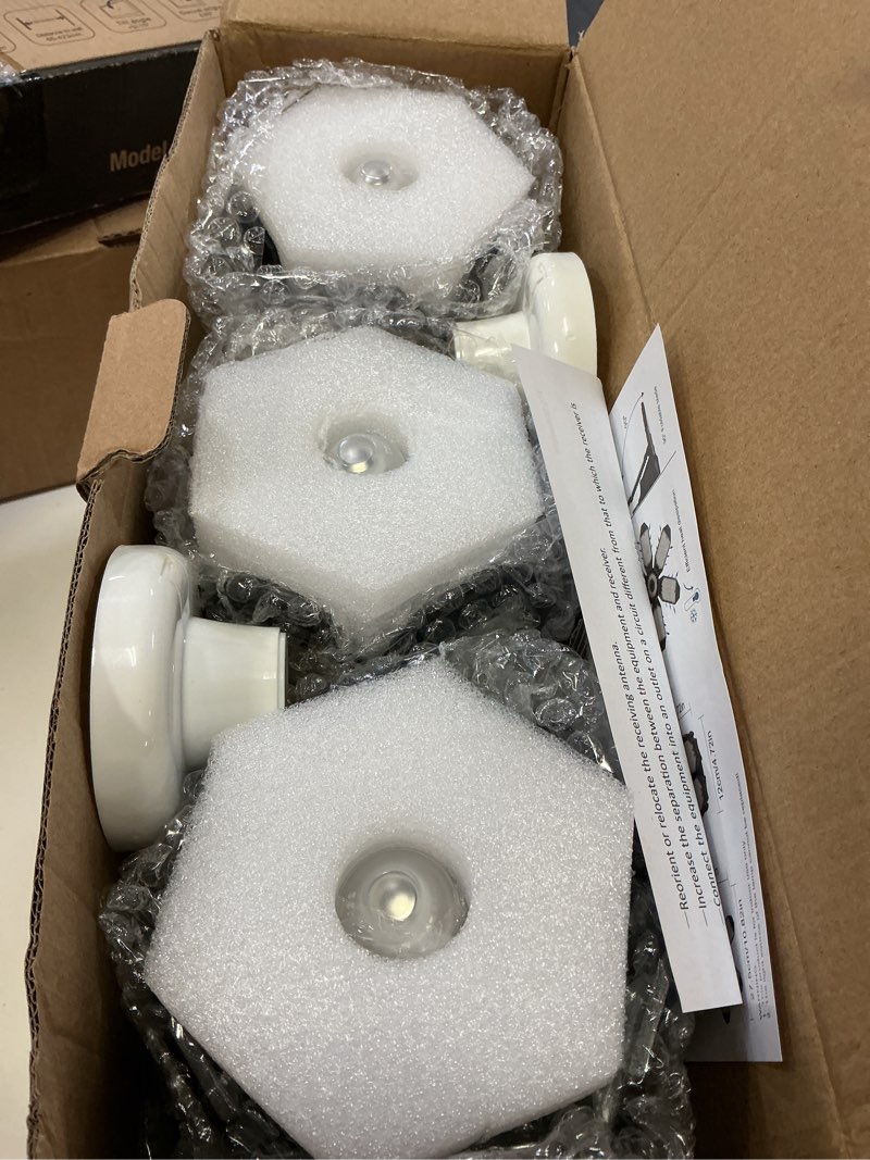 Condition photo showing New/Like New for led garage lights bulb 6 pack 200w super bright ceiling led shop lights, e26/e27 base, 6500k, 22000lm deformable led garage light for basement, attic and workshop commercial bay lighting 6-pack
