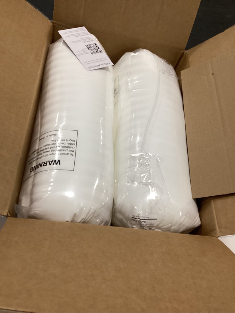 Condition photo showing New/Like New for Beckham Hotel Collection Bed Pillows Standard/Queen Size Set of 2 - Original Soft Down Alternative Pillow for Sleeping - Soft Support for Back, Stomach or Side Sleepers