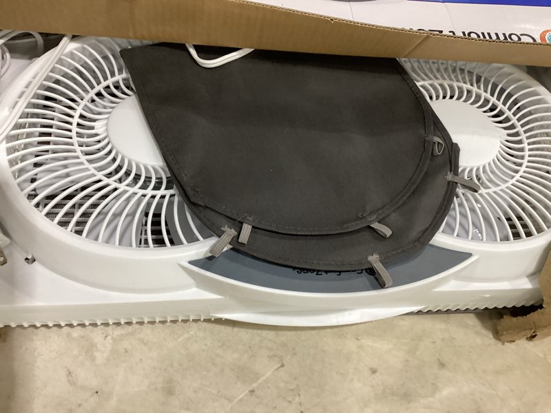 Condition photo showing Good Condition for comfort zone 9   reversible twin window fan with remote control  white