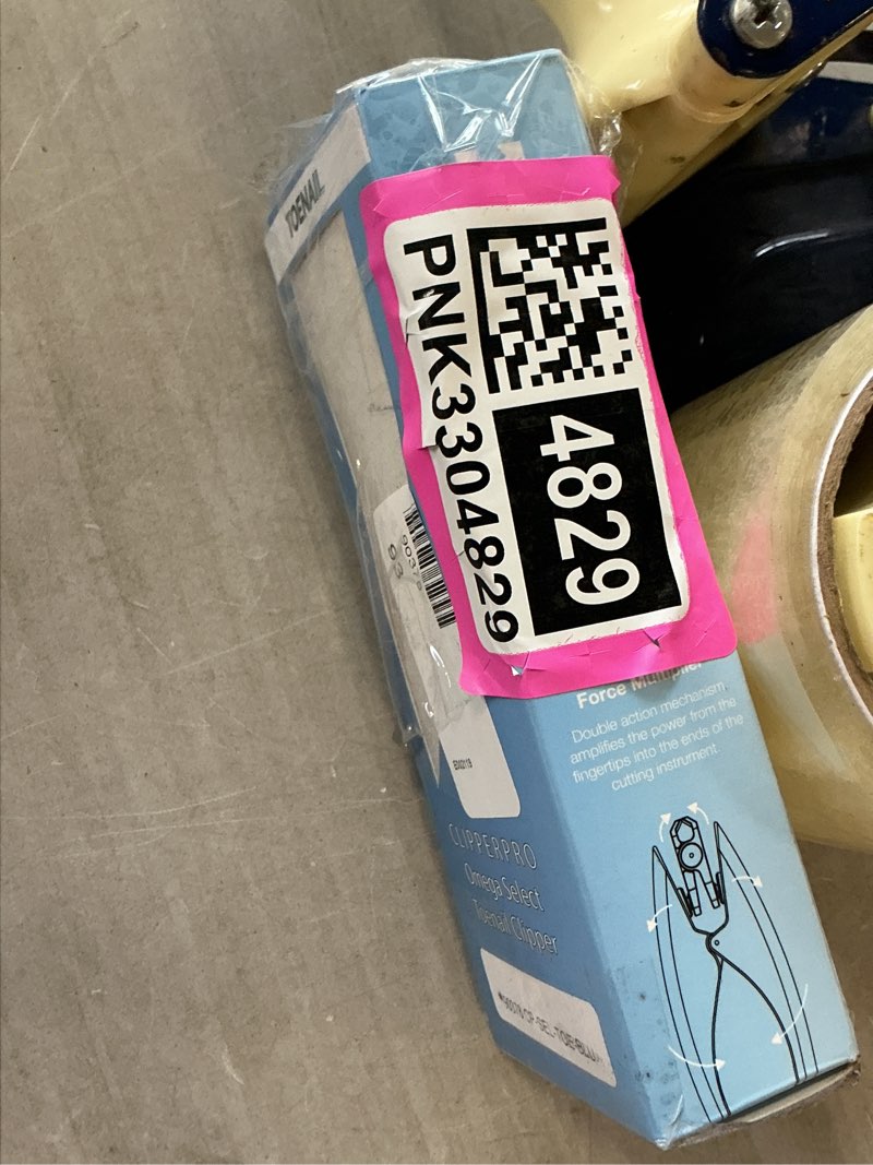 https://lotting-media.assets.bidfta.com/lotting_18db779b-4022-408e-ad53-6cd5322ed0d3