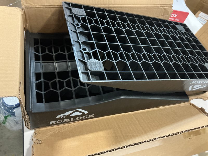 Condition photo showing Good Condition for ROBLOCK Car Ramps for Lift and Vehicle Maintenance, Portable Low Profile Car Ramps for Garage, Heavy Duty Tire Ramps for Low Chassis Cars and Support Jack, 17.5''x10''x3.14'', 2 PCS RBTS265