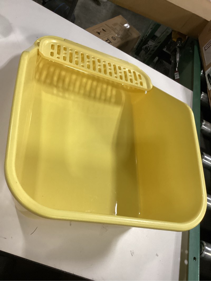 Condition photo showing Good Condition for SpaceTime Large Cat Litter Box with High Sides,Cat Boxes for Indoor Cats,Cat Litter Pan for Kitty,Litter Box with Low Entry,Easy to Clean,Anti-Splashing(Yellow)